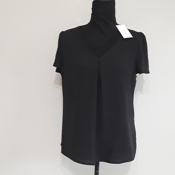 A New Day Tops - Black V-Neck, Short Sleeve Blouse NWT- Size Med A New Day Tops - Black V-Neck, Short Sleeve Blouse NWT- Size Med